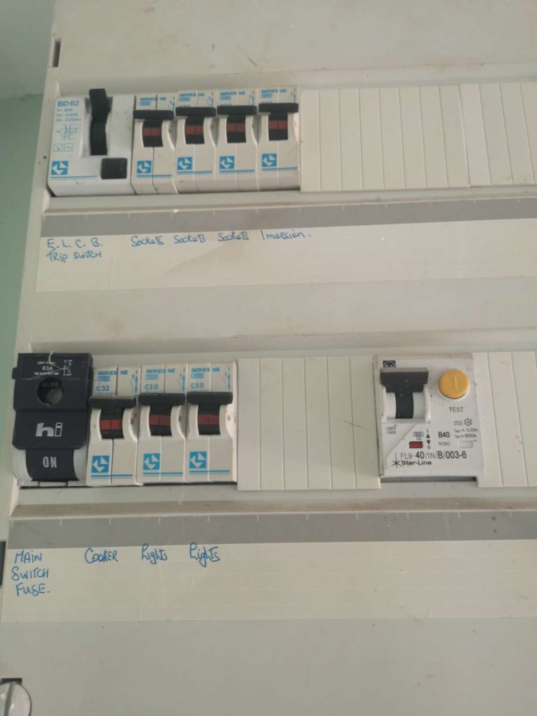 tripswitch in fuse box